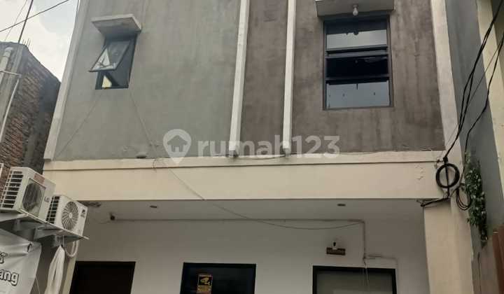 Rumah, di Tanjung Duren Jual.bu.buat.kos - foto 1