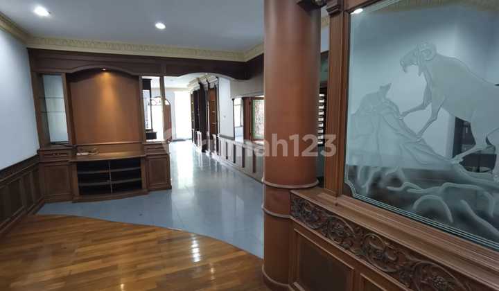 Rumah 2 Lantai di Taman Aries Kembangan Hadap Timur - foto 1