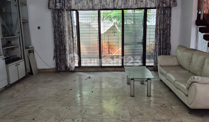 Dijual Cepat Rumah di Tomang Jakarta Barat - foto 1