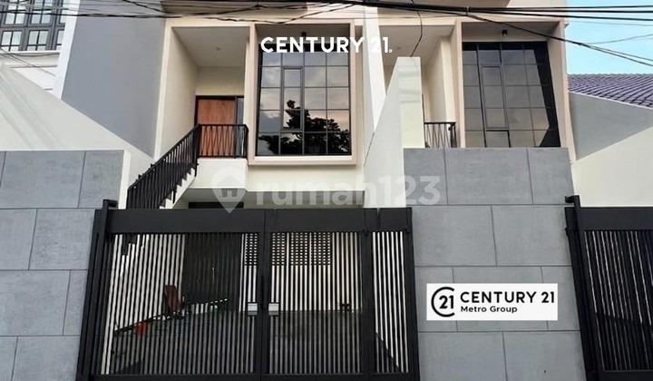 Hunian Brand New 3 Lantai Lokasi Strategis Tomang Jakarta Barat - foto 1