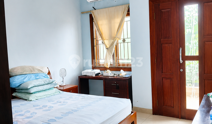 Rumah Besar 8X47 Lokasi Komplek Greenville(Gr116) - foto 1