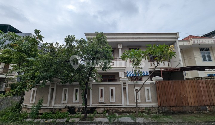 Dijual Rumah di Taman Palem Lestari, Jakarta Barat - foto 1