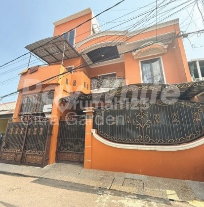 Rumah + Kost Bagus dan Rapi Dijual Segera di Cengkareng (Erw) - foto 1