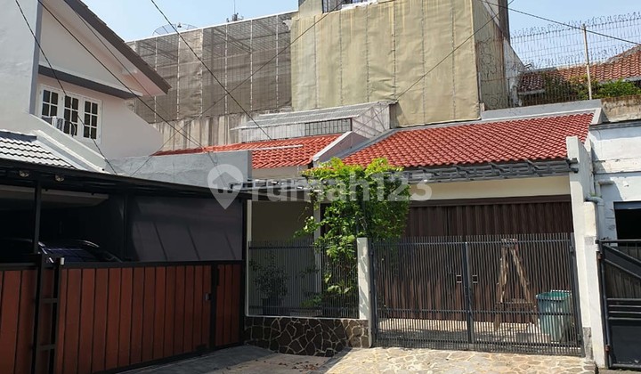Rumah Bagus Semi Furnished di Puri Indah, Kembangan, SHM bisa Jual atau Sewa - foto 1