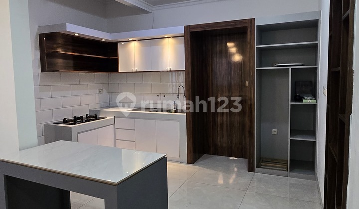 Green Lake City Boulevard 10X20m² Siap Huni! Bagus. SHM - foto 1