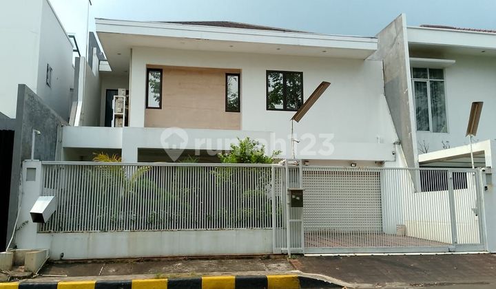 Rumah Bagus LT 300M² di Taman Kebon Jeruk Kembangan - foto 1