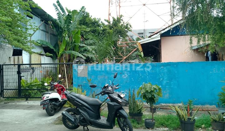 Rumah Tua LT 588 M di Jl Indraloka I Grogol Petamburan Jakarta Barat SHM - foto 1