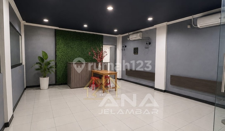 Ana Rumah Uk 5X15m di Prime Location Duta Mas Jelambar - foto 1