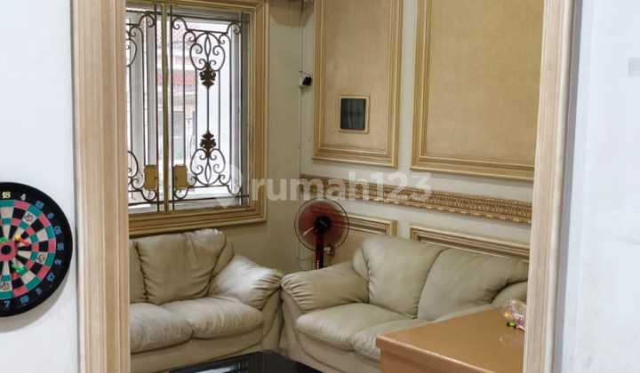 Di Jual Cepat Rumah Mewah Taman Palem Rumah Rapi Siap Huni Termurah 5 Badroom Super Mewah Row Jalan Besar - foto 1