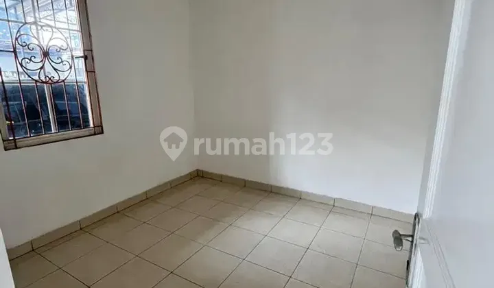 Dijual Rumah Taman Semanan Indah Harga Murah - foto 1