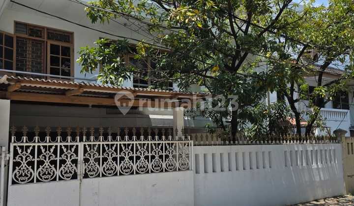 Dijual Rumah Hitung Tanah Saja LT 188M2 Ditaman Ratu 3.3Milyard Nego - foto 1