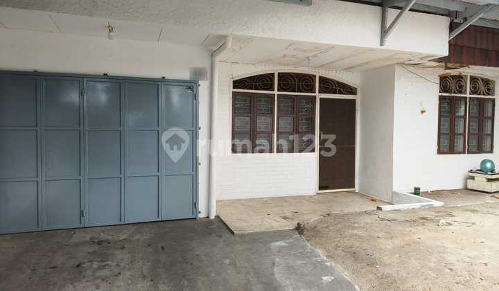 Dijual Rumah Taman Kota Hadap Timur - foto 1