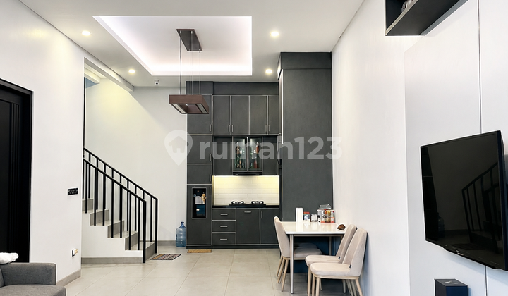Rumah Taman Kencana Jakbar 6X20 120M2 3Kt SHM Free AC 5 Unit - foto 1