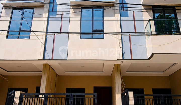 Rumah Baru Siap Huni 4X13 Lingkungan Komplek Duri Kepa(Dk478) - foto 1