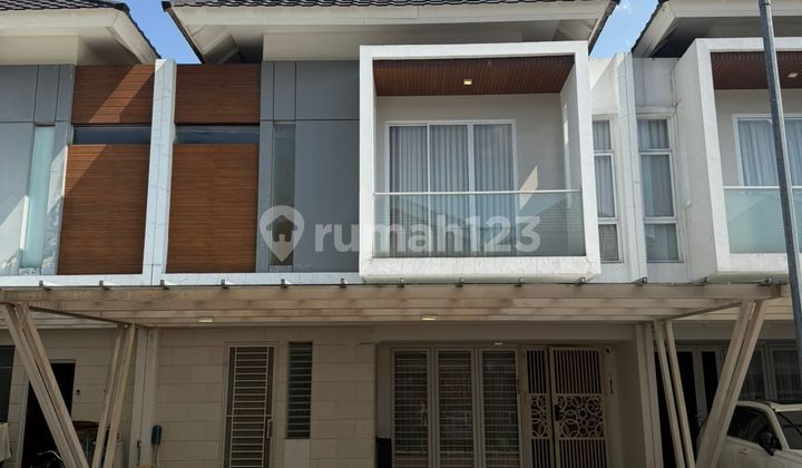 Dijual Cepat Rumah Mewah di Riviera Puri, Fully Furnished Premium, SHM, AC Daikin Semua Ruangan, Tinggal Masuk Tanpa Renovasi - foto 1