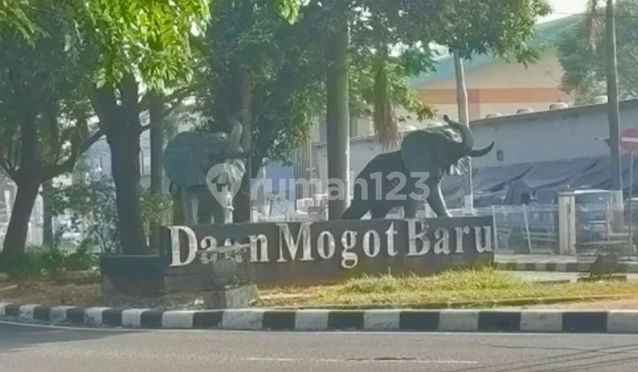 Rumah Bagus di Daan Mogot Baru. Kalideres - foto 1