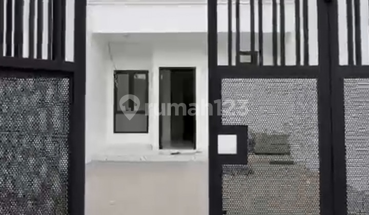 Rumah 2.5 LT di Perumahan Kosambi Baru Cengkareng Jak Bar - foto 1