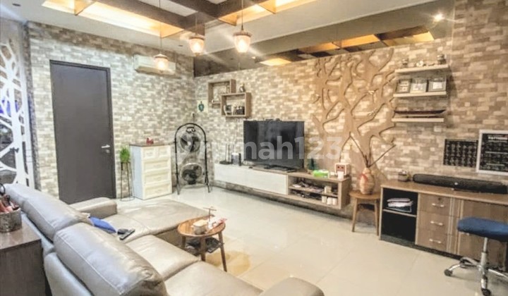 Rumah 2,5 Lantai Casa Jardin Siap Huni - foto 1