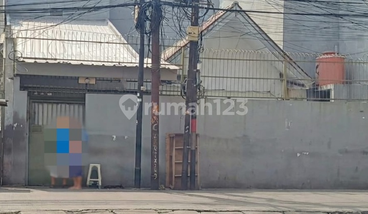 Rumah 1 Lantai+Mezanin SHM di Kesederhanaan, Taman Sari, Jakarta Barat E0127ang - foto 1