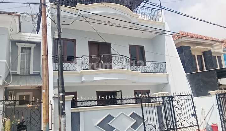 Dijual Rumah Taman Palem Lestari - foto 1