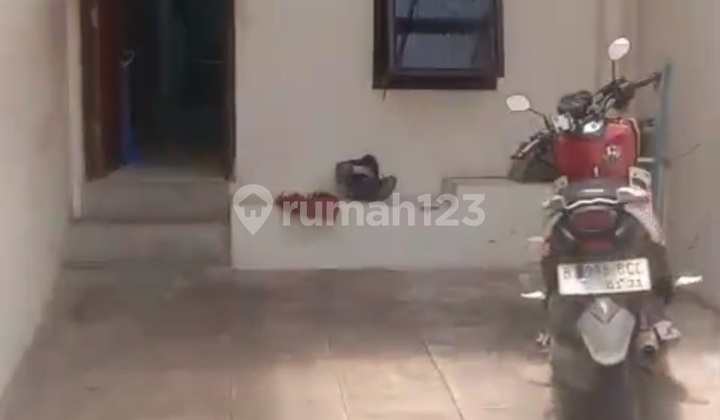Dijual Rumah 3 Lantai di Grogol Jakarta Barat - foto 1