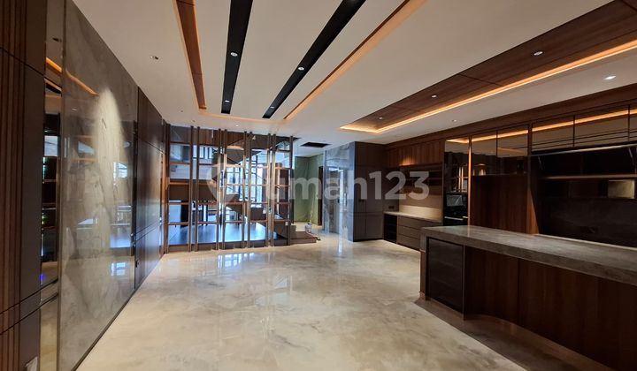 Rumah Lux Mewah 3 Lantai di Puri Indah Jakarta Barat - foto 1