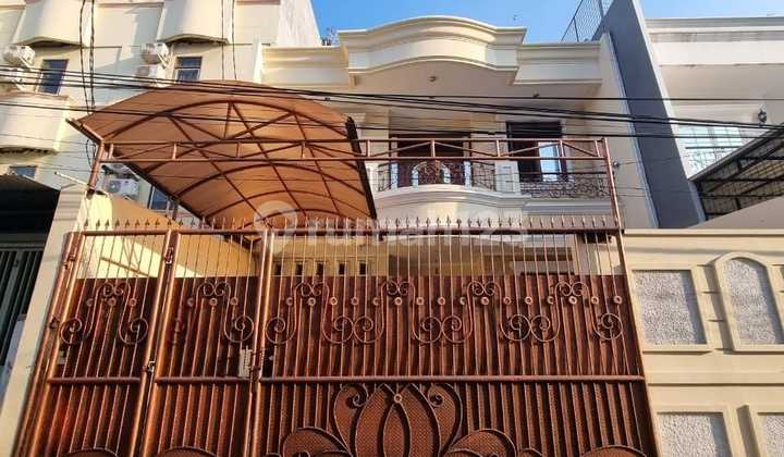 Rumah 3 LT Mangga Besar Siap Huni Jakarta Barat - foto 1