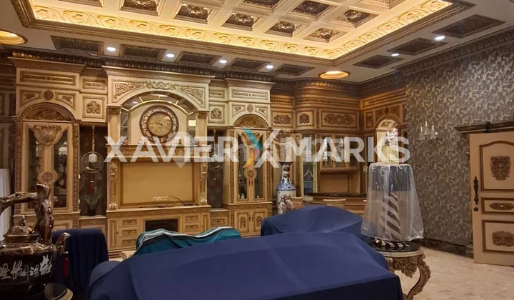 Dijual Rumah Mewah European Classic Semi Furnish. Siap Huni di Tambora Jakarta Barat - foto 1