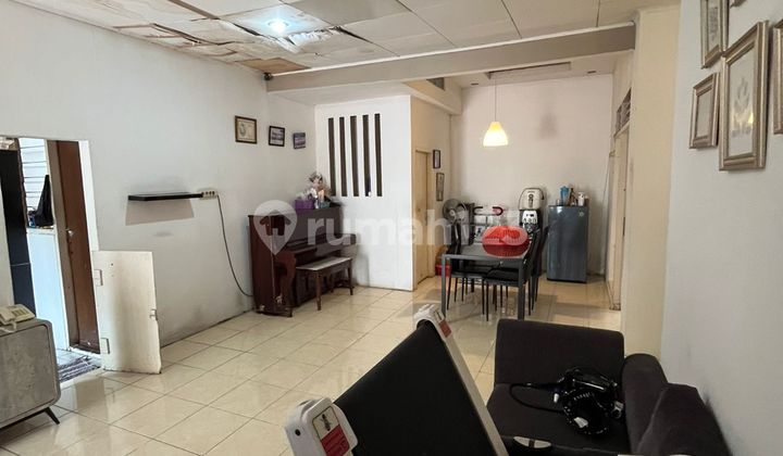 Dijual Dibawah Harga NJOP Rumah Jakarta Barat - foto 1