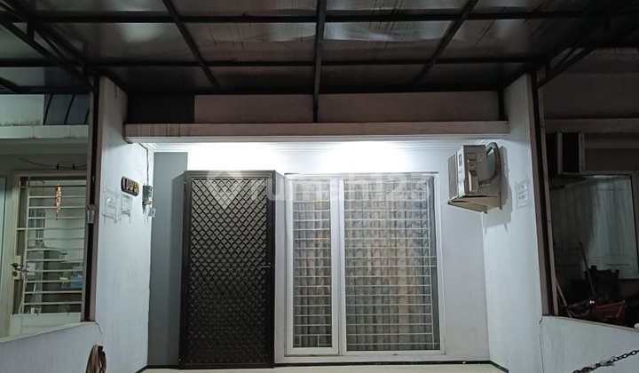 Rumah Golden Palm Siap Huni 2,5 Lantai - foto 1
