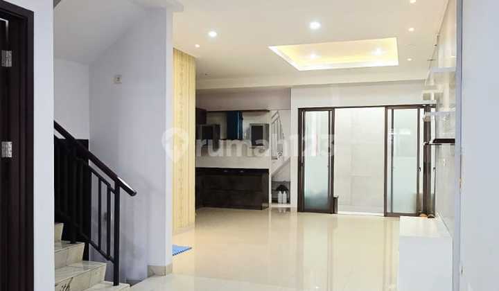 Green Lake City - 2.5Lantai - Siap Nego. - foto 1