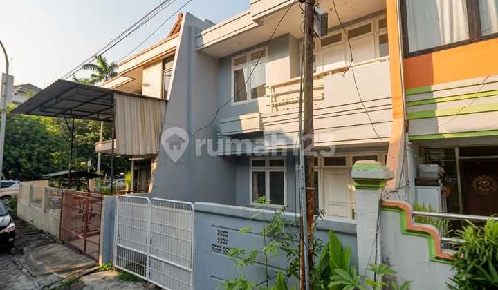 Dijual Rumah Taman Palem Lestari Blok B 6X15 Bebas Banjir Sore Adem - foto 1