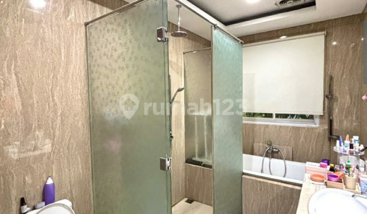 Rumah Daanmogot Baru, Lt200m, Lb320, Harga 5,5Milyar - foto 1