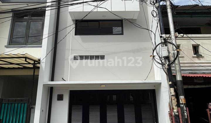 Rumah Baru Siap Huni 4X13 Strategis di Tanjung Duren(Td451) - foto 1