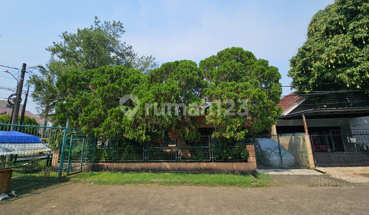 Rumah Hook Taman Surya 17X20 - foto 1