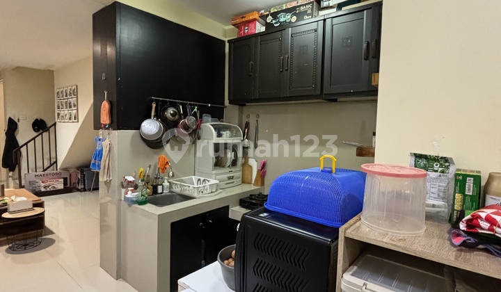 Dijual Cepat Rumah 2,5 LT 3,75 X 15 M2 di Taman Palem Lestari Cengkareng Termurah Banget!!! SHM Timur Laut Semi Furnished Siap Huni!! - foto 1