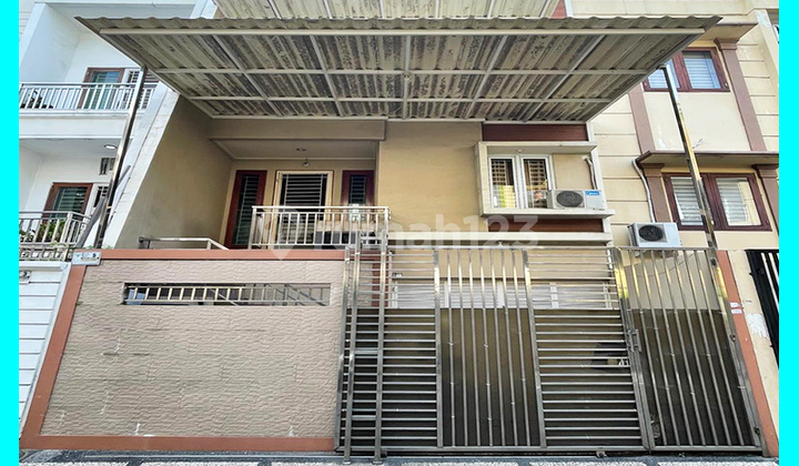 Chandra Rumah Ukuran 5.86Mx 14M di Komplek Dutasquare Jelambar - foto 1