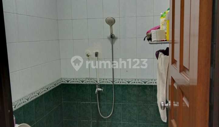 Rumah 2Lt D Puri Semi Furnish D Jual Siap Huni - foto 1