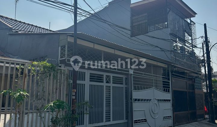 Dijual Rumah Taman Kota, Jakarta Barat - foto 1