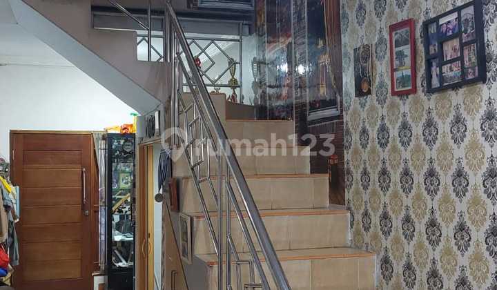 Dijual Cepat Rumah 2 Lantai di Cengkareng - foto 1