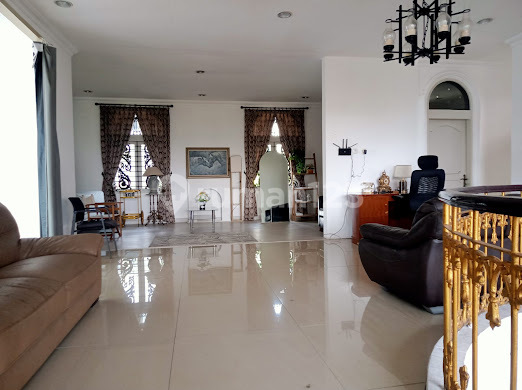Rumah 2 Lantai SHM Siap Huni Meruya Jakarta Barat - foto 1
