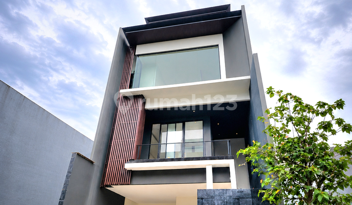 Hot Rumah 4 Lantai Premium Jakarta Barat - foto 1
