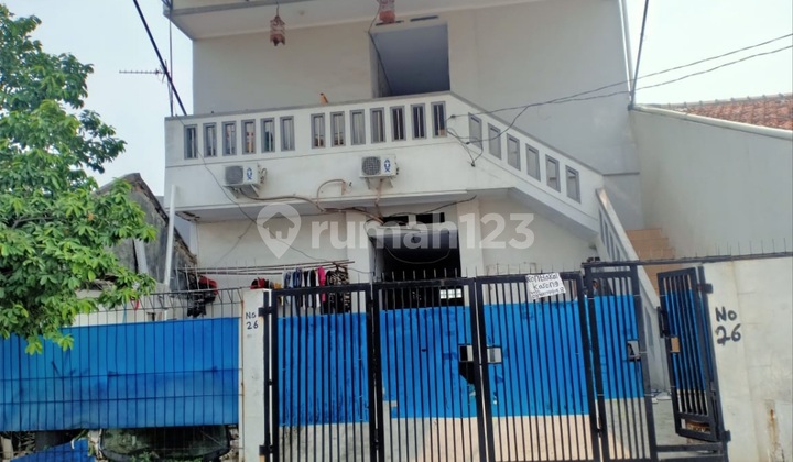 Dijual Rumah Kost- Kostan LT 204 M2 LB 270 M2 di Madrasah Bojong Rawa Buaya Ada 10 Kost di LT 1 & 10 Kost LT 2, Tinggal Terusin, Ayo Survei & Nego! - foto 1