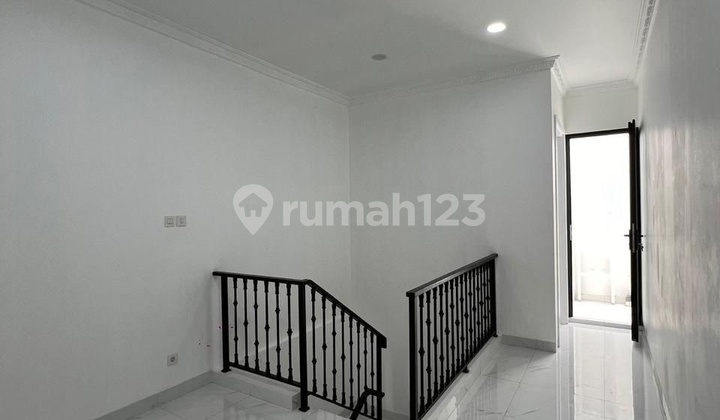 Jual Murah Rumah 1 Kamar Tidur Dibawah di Daerah Kalideres Jakarta Barat - foto 1