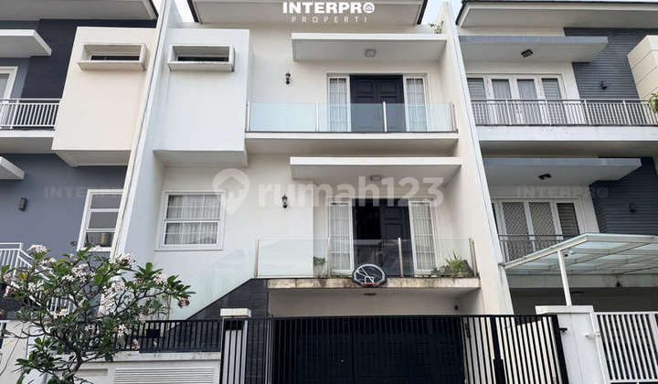 Rumah 3 Lantai Siap Huni Permata Buana Minimalis Modern - 144M2 - foto 1