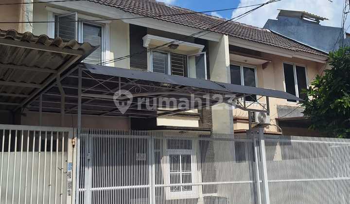 Rumah 2 LT di Taman Palem Lestari Cengkareng Jak Bar - foto 1