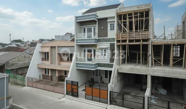 Rumah Modern Minimalist Tropical House Siap Huni di Mandala Barat Tomang - Terdekat Central Park & Universitas Tarumanagara, Pasar Tomang Barat, Rs Sumber Waras, Universitas Trisakti - foto 1