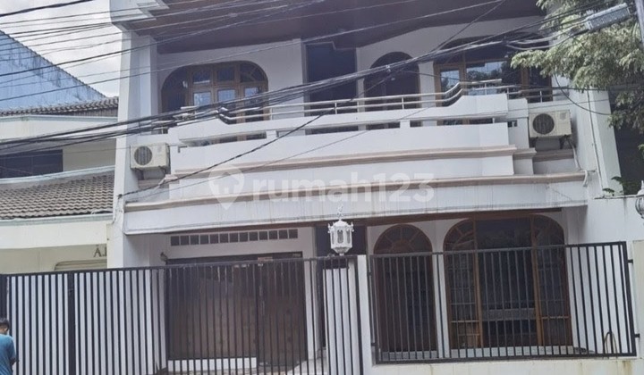 Dijual Rumah 2 1/2 Lantai di Perumahan Taman Aries - foto 1
