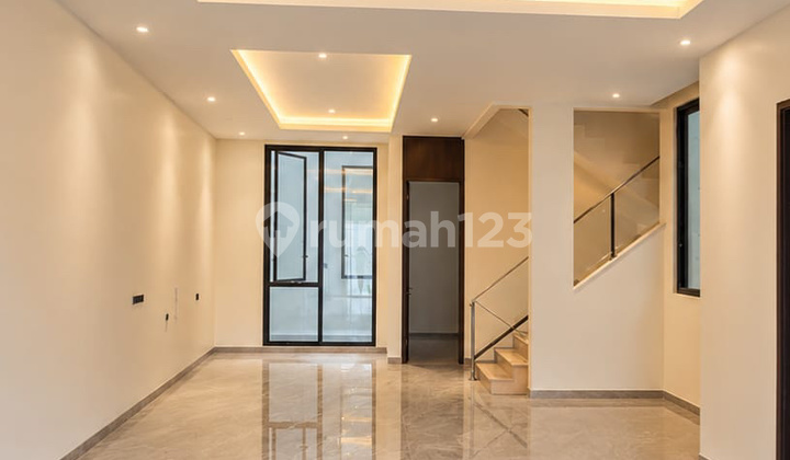 Rumah Permata Buana, 8X18, Brand New, 4 Lantai, Rapi, Siap Huni - foto 1