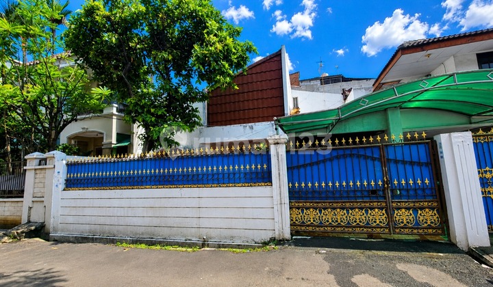 1568 Rumah Taman Ratu - foto 1